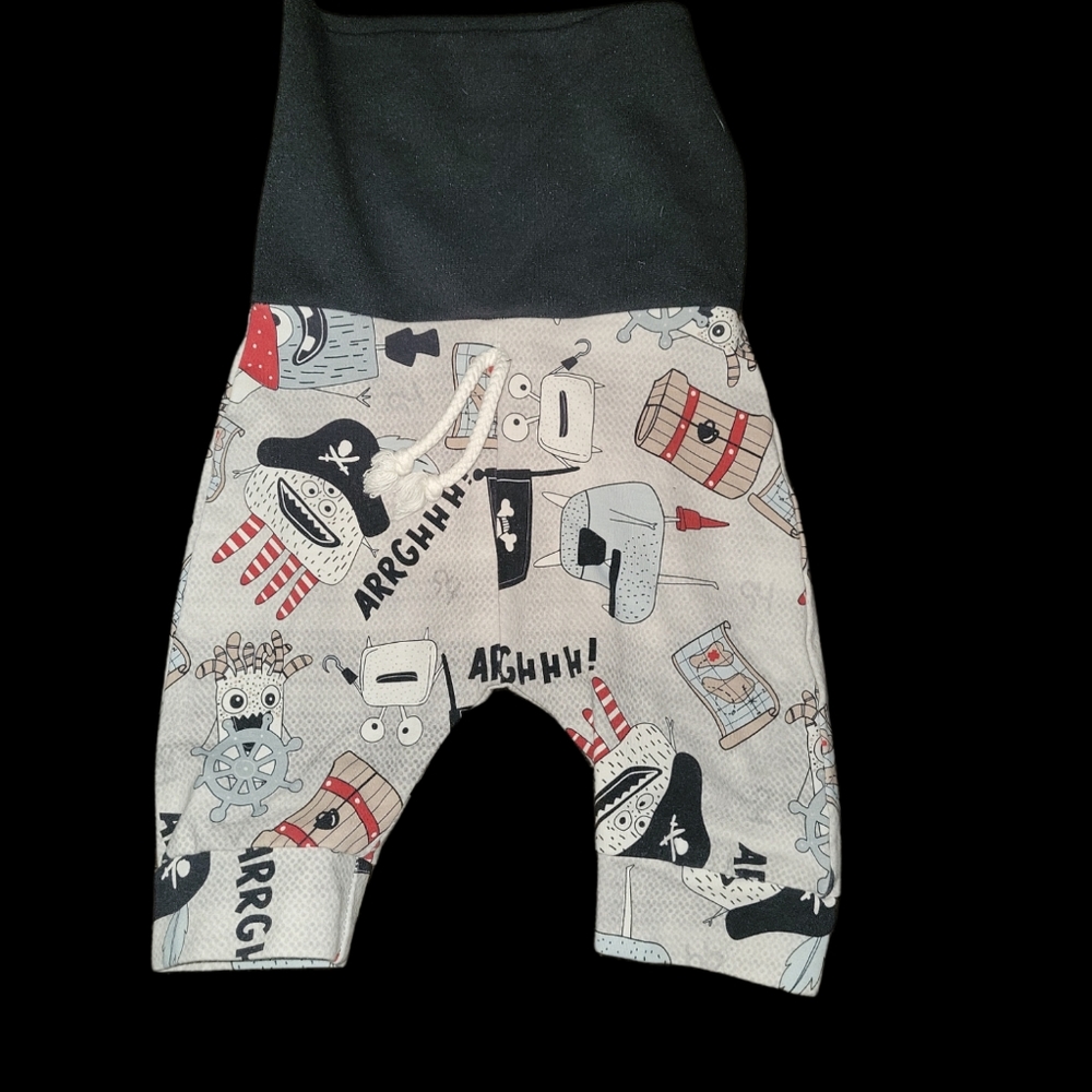 Hazel Bleu size 18/24 shorts